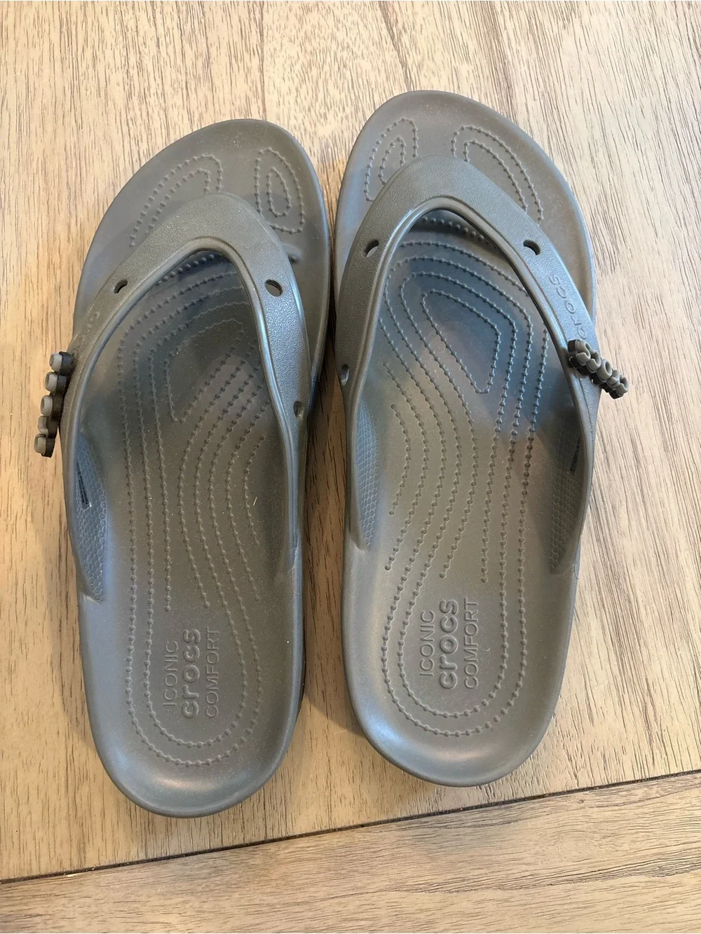 CROCS Olive Green Classic Flip Sandals